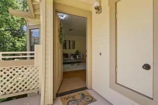 Photo #4: ML82043484 Listing 