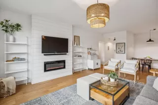 Photo #5: ML82043490 Listing 