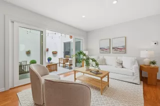 Photo #4: ML82043494 Listing 