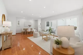 Photo #5: ML82043494 Listing 