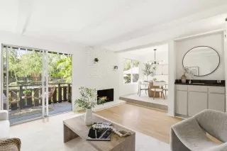 Photo #1: ML82043539 Listing 