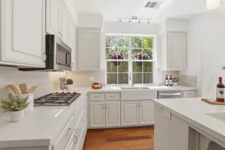 Photo #2: ML82043584 Listing 