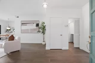 Photo #3: ML82043615 Listing 