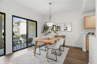 Photo #5: ML82043615 Listing 