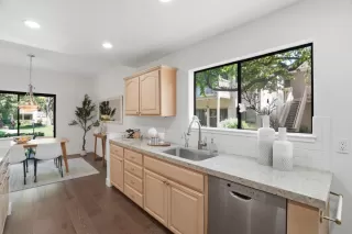 Photo #6: ML82043615 Listing 