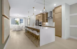 Photo #5: ML82043656 Listing 