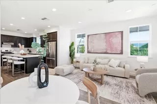 Photo #1: ML82043673 Listing 