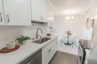 Photo #6: ML82043837 Listing 