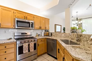 Photo #4: ML82043871 Listing 