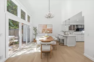 Photo #2: ML82043887 Listing 