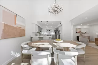 Photo #5: ML82043887 Listing 