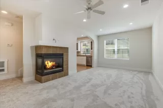 Photo #6: ML82043892 Listing 