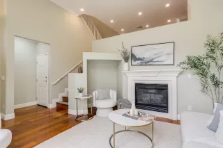 Photo #6: ML82043929 Listing 