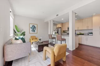 Photo #6: ML82043938 Listing 