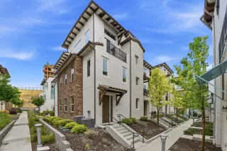 Photo #2: ML82043984 Listing 