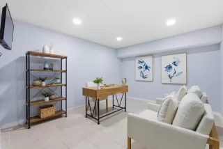 Photo #5: ML82044013 Listing 