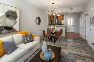 Photo #3: ML82044019 Listing 