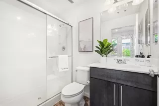 Photo #4: ML82044039 Listing 