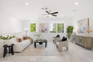 Photo #6: ML82044039 Listing 