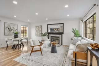 Photo #1: ML82044061 Listing 