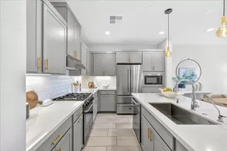 Photo #6: ML82044100 Listing 