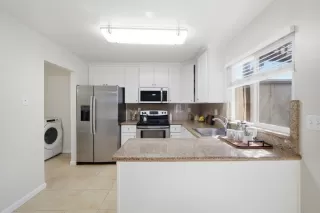 Photo #5: ML82044107 Listing 