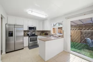 Photo #6: ML82044107 Listing 