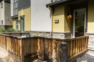 Photo #4: ML82044128 Listing 