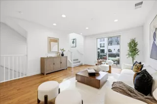 Photo #4: ML82044175 Listing 