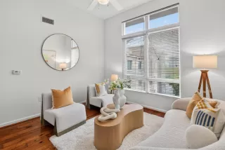 Photo #2: ML82044205 Listing 