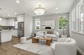 Photo #4: ML82044236 Listing 