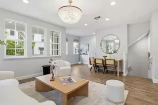 Photo #6: ML82044236 Listing 