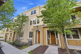 Photo #4: ML82044246 Listing 