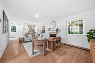 Photo #5: ML82044256 Listing 