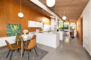 Photo #4: ML82044257 Listing 