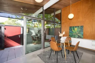 Photo #5: ML82044257 Listing 