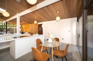 Photo #6: ML82044257 Listing 