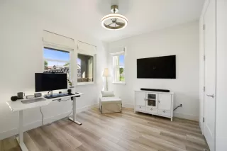 Photo #4: ML82044262 Listing 