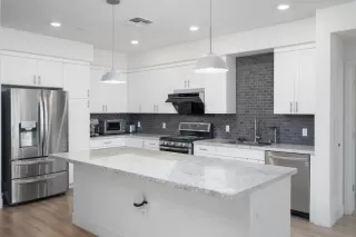 Photo #4: ML82044264 Listing 