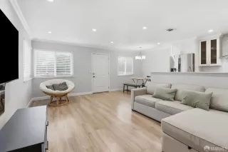 Photo #4: ML82044276 Listing 