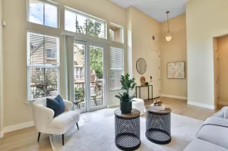 Photo #4: ML82044288 Listing 