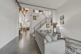 Photo #6: ML82044332 Listing 