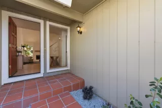 Photo #4: ML82044341 Listing 