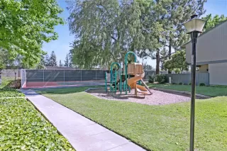 Photo #4: ML82044399 Listing 