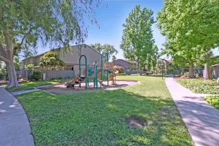 Photo #5: ML82044399 Listing 