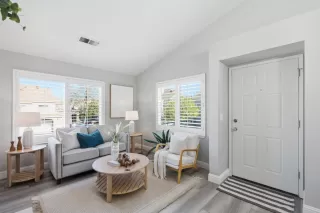 Photo #3: ML82044402 Listing 