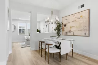 Photo #5: ML82044411 Listing 