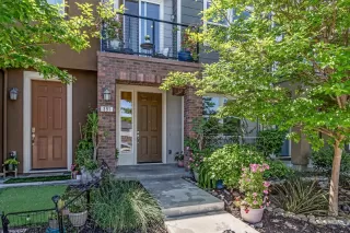 Photo #3: ML82044440 Listing 