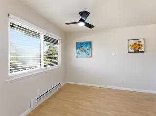 Photo #4: ML82044517 Listing 