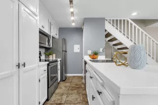 Photo #3: ML82044525 Listing 